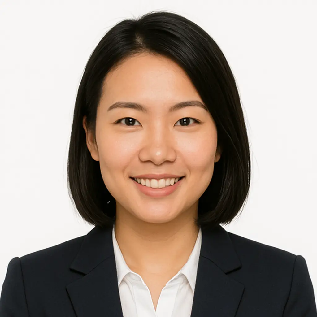 Portrait of Emily Chen, client reviewer for YourChinaPartner