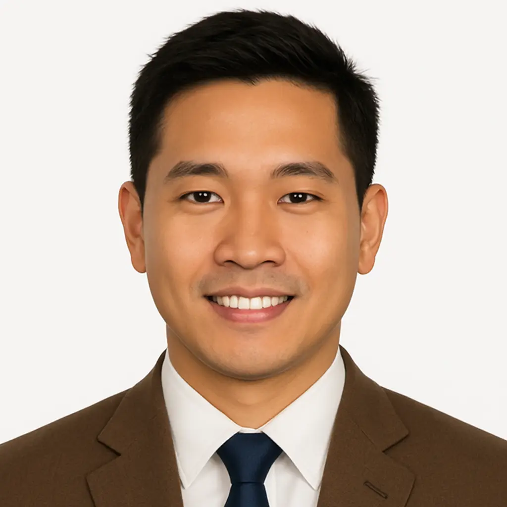 Portrait of Kevin Lee, client reviewer for YourChinaPartner